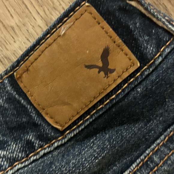 American Eagle Ripped Jeans - Picture 4 of 4